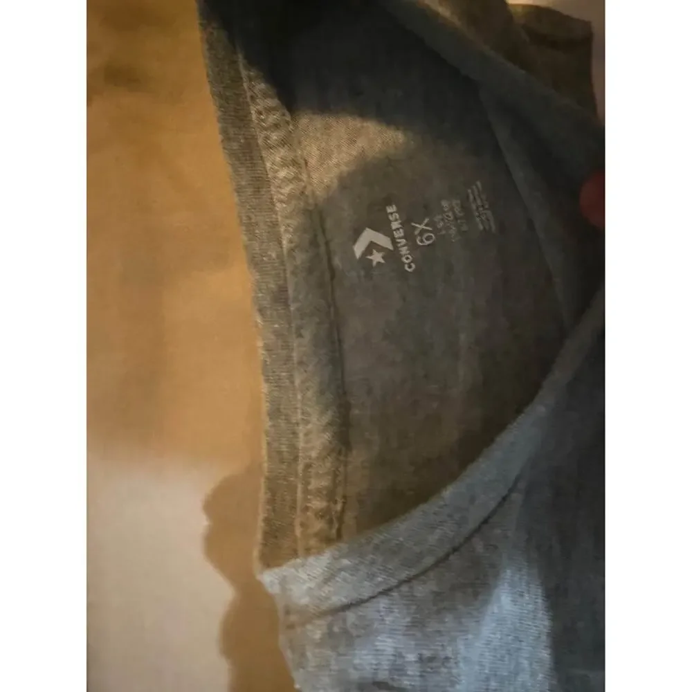 Converse tee size